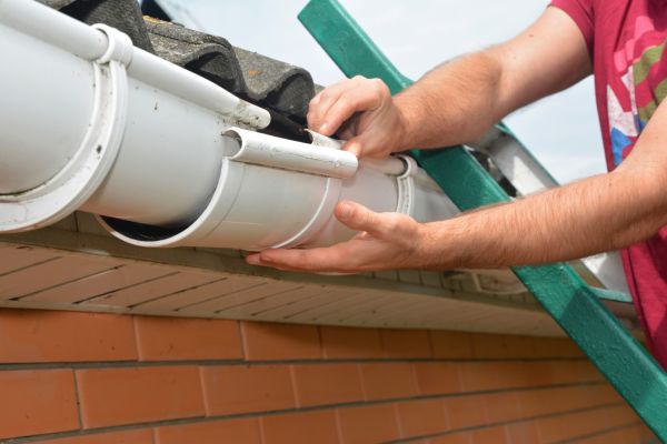 Large Gutter Repair in Franklin