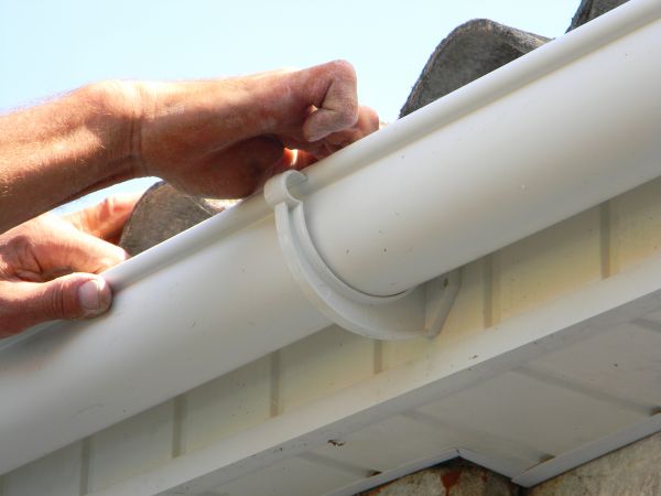 Plastic Gutter Repair in Franklin